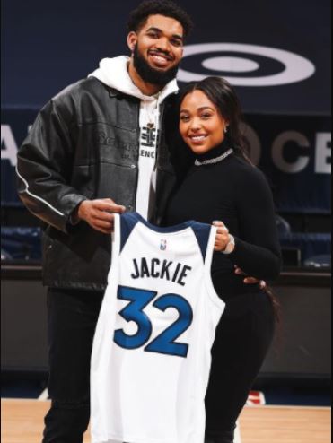 Karl Towns Sr.'s son Karl-Anthony Towns with his girlfriend Jordyn Woods